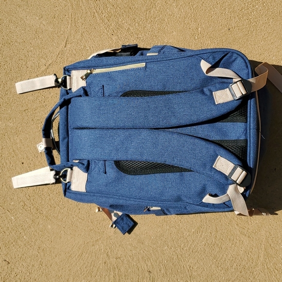 NWOT Mommy Loves You 3-in-1 Travel Backpack - Picture 6 of 16